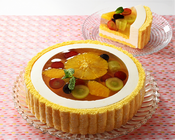 ケーキ：シャルロットのゼリーケーキ