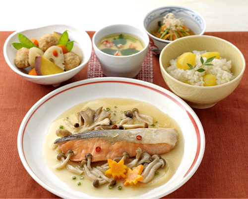 クッキング：鮭の揚げない南蛮/あんかけ海老茶碗蒸し/秋野菜とつくねの変わり筑前煮/おだし香る栗ご飯/水菜、えのき、にんじんのお浸し