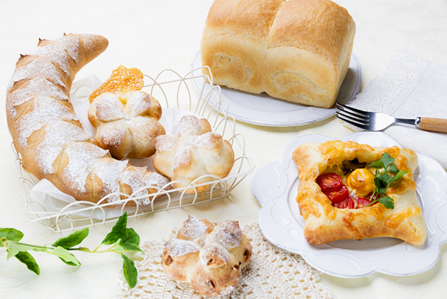 3回講座 IX<br>〜ベーカリーの製法をおうちでも〜ハイグレードなパン