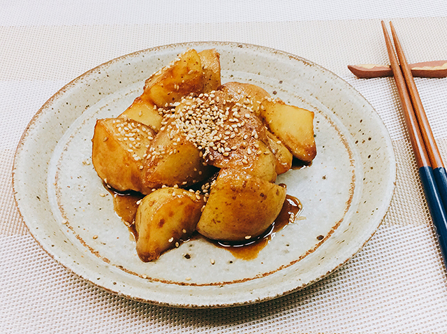 新じゃがいもの甘辛煮