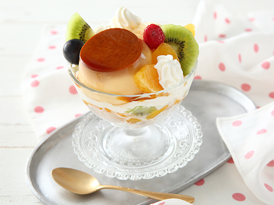 しっかりプリンのフルーツパフェ