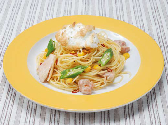 チキンと野菜のふわふわパスタ